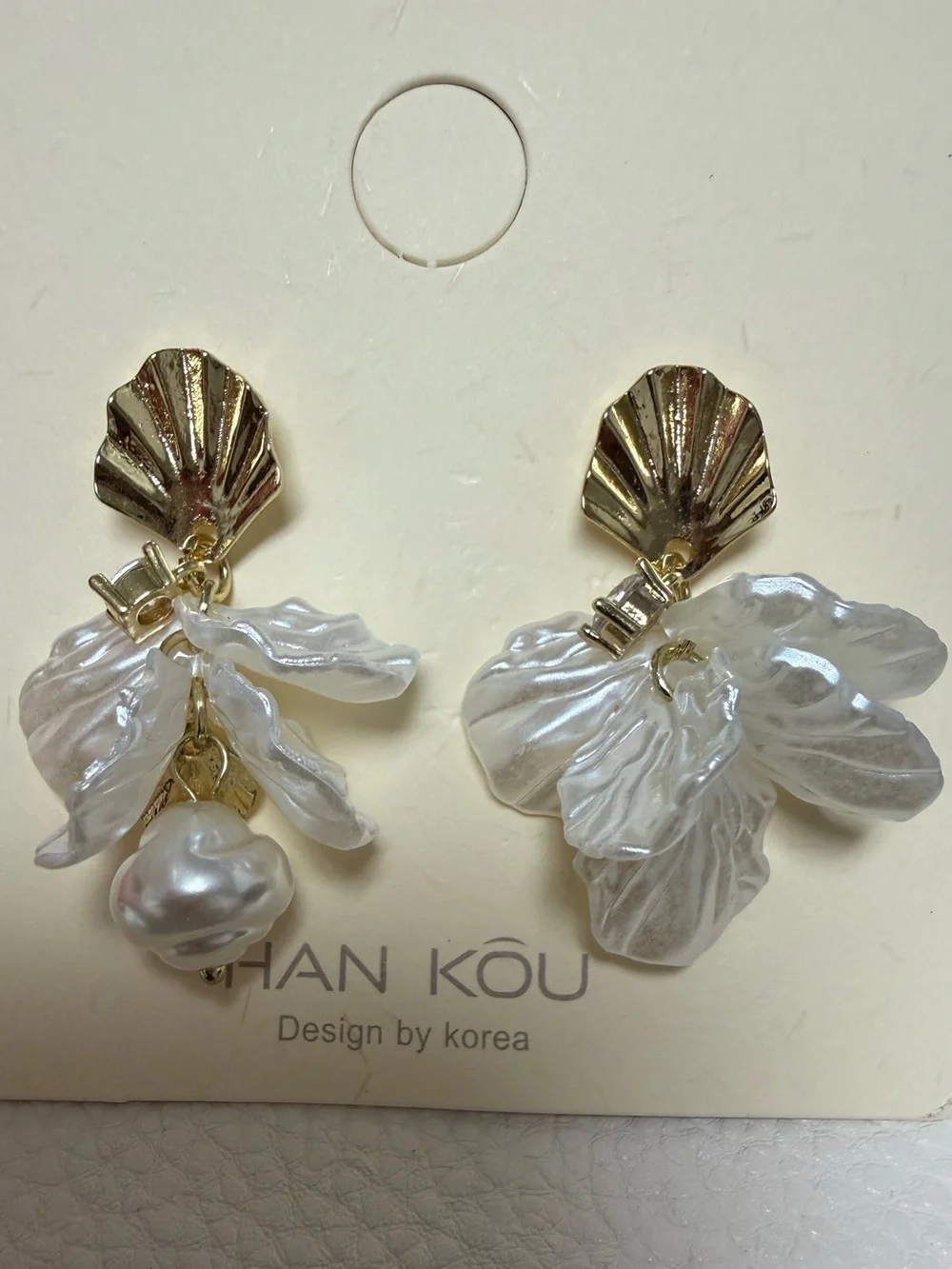 Han Kou Pearl Petal Drop Earrings in White and Gold *NEW